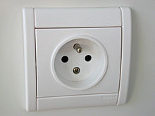220px-French-power-socket